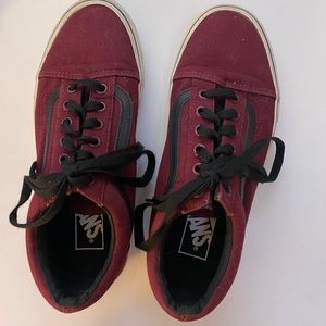 burgendy vans